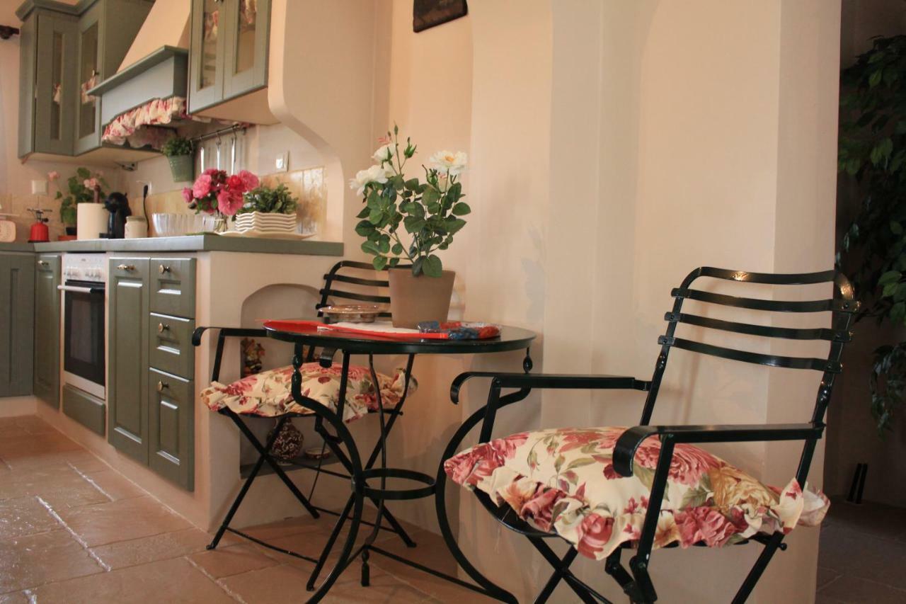 *Villa Pap-Live The Greek Hospitality In A Village* Nea Sampsounta Eksteriør bilde