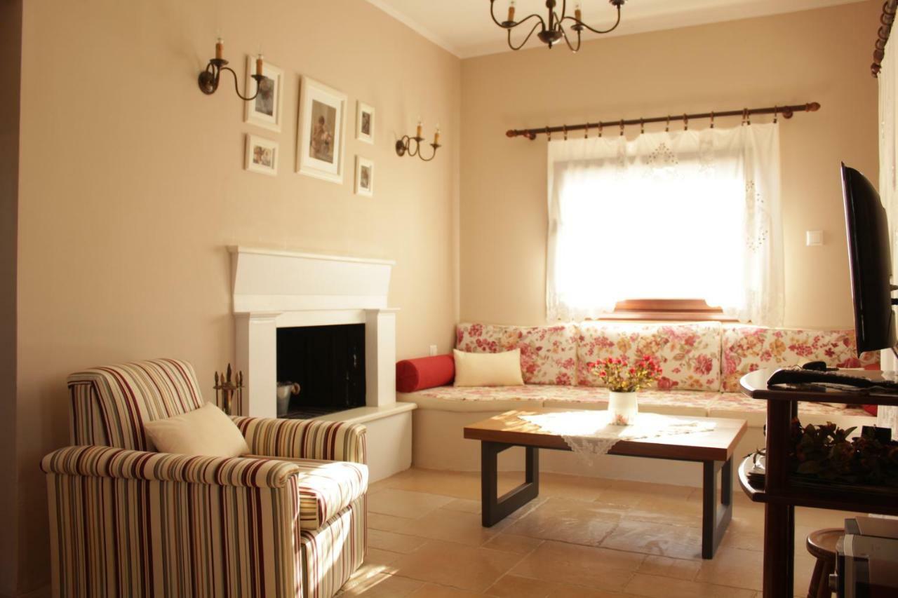 *Villa Pap-Live The Greek Hospitality In A Village* Nea Sampsounta Eksteriør bilde
